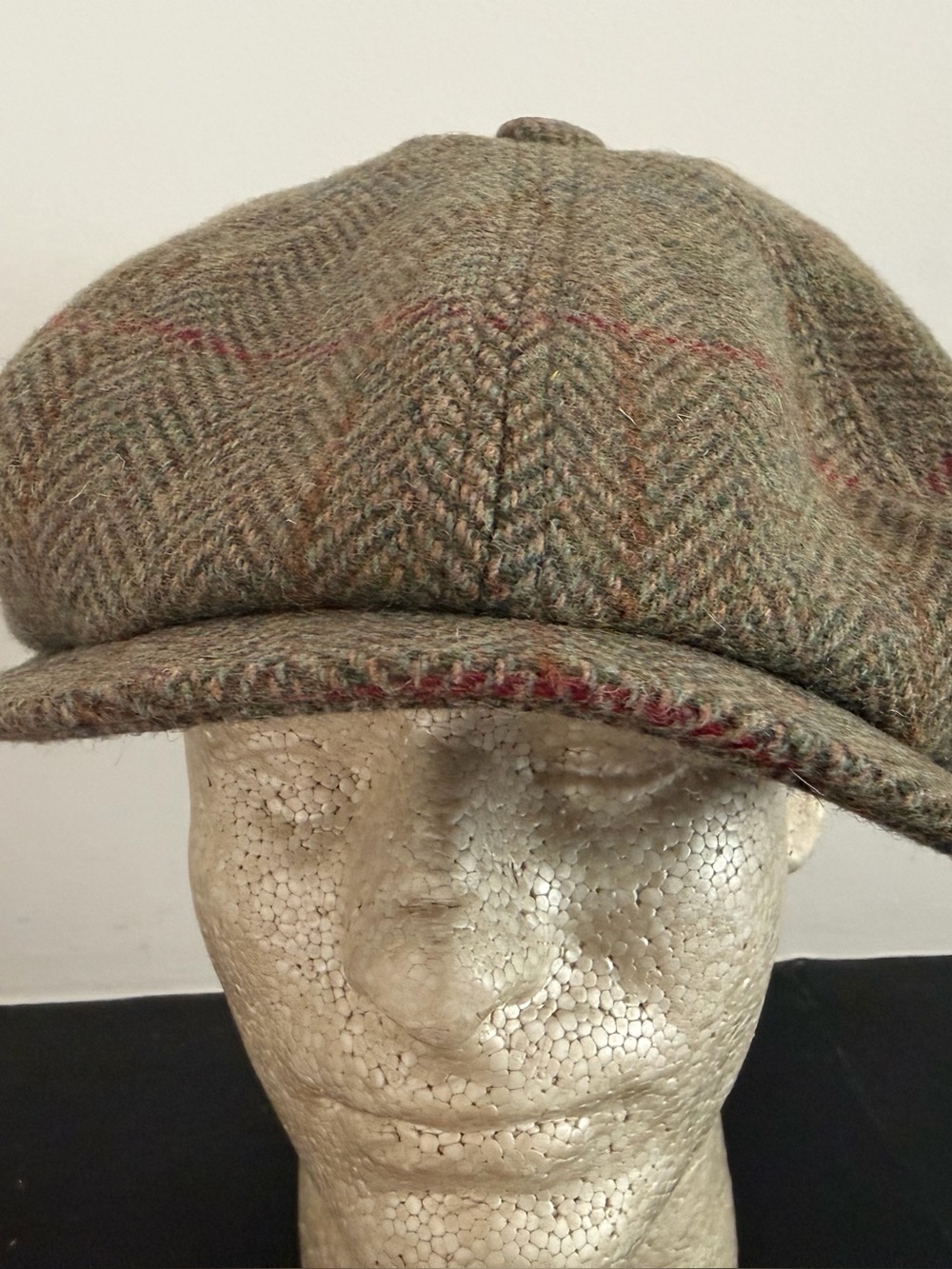 Traditional British 8-Panel Flat Cap. “Peaky Blinders” Style. Size L-XL. NWOT.